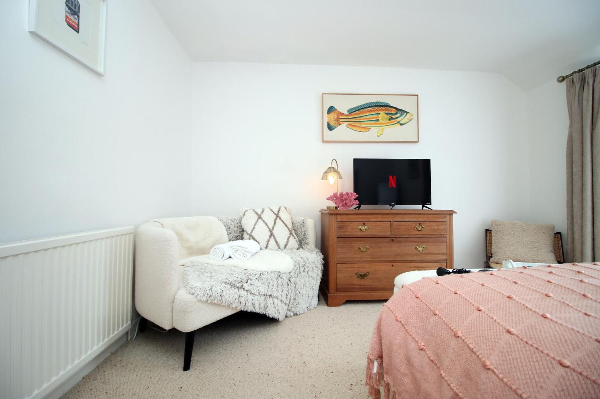 Little Gem In The Mumbles! Fishermans Cottage With Log Burner, Dog Friendly And Welcome Breakfast Hamper! מראה חיצוני תמונה