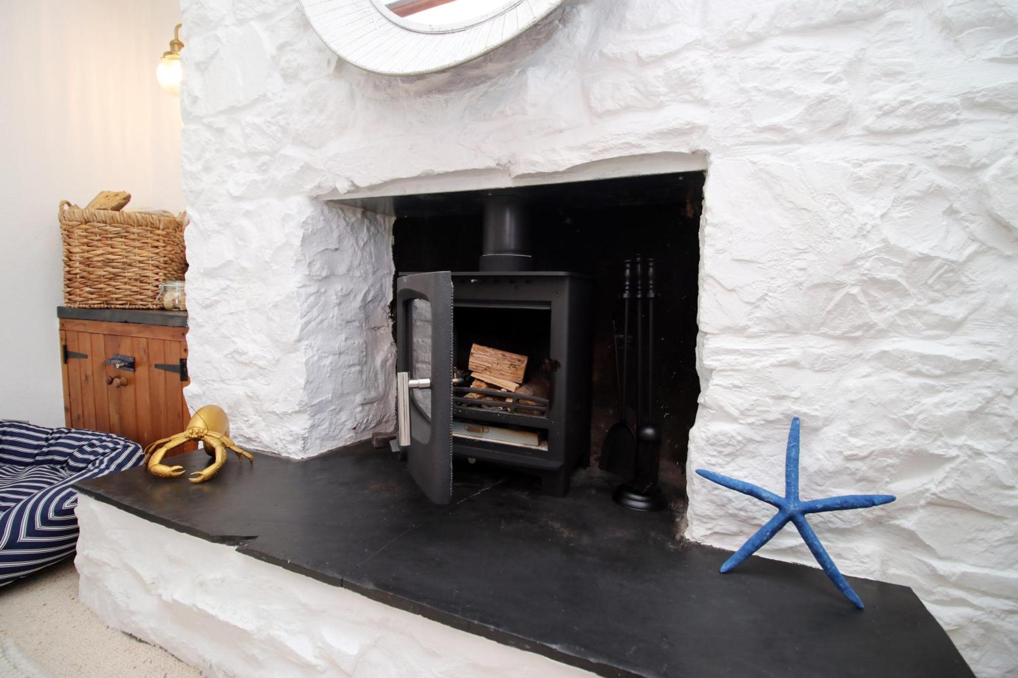 Little Gem In The Mumbles! Fishermans Cottage With Log Burner, Dog Friendly And Welcome Breakfast Hamper! מראה חיצוני תמונה