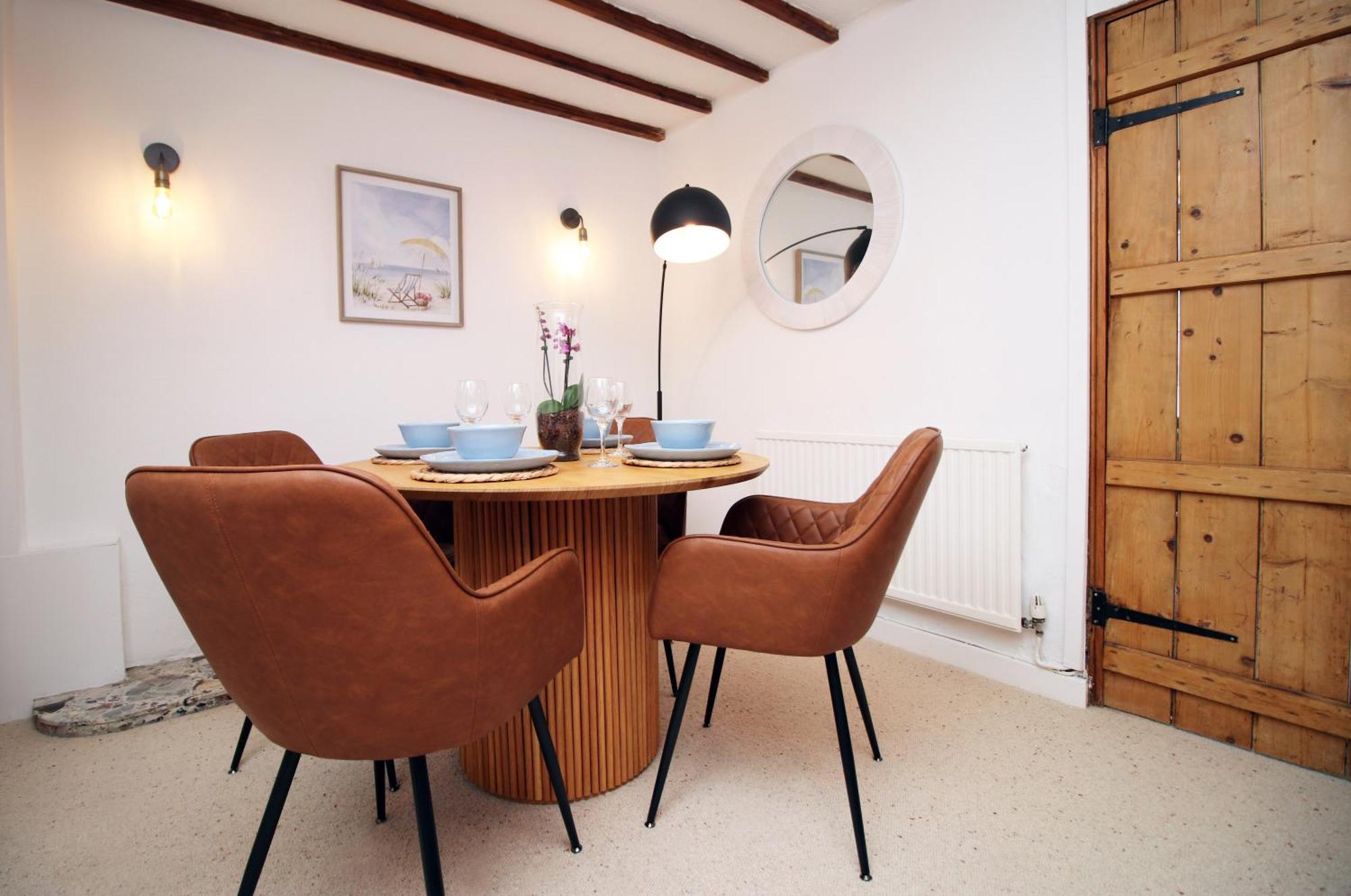Little Gem In The Mumbles! Fishermans Cottage With Log Burner, Dog Friendly And Welcome Breakfast Hamper! מראה חיצוני תמונה