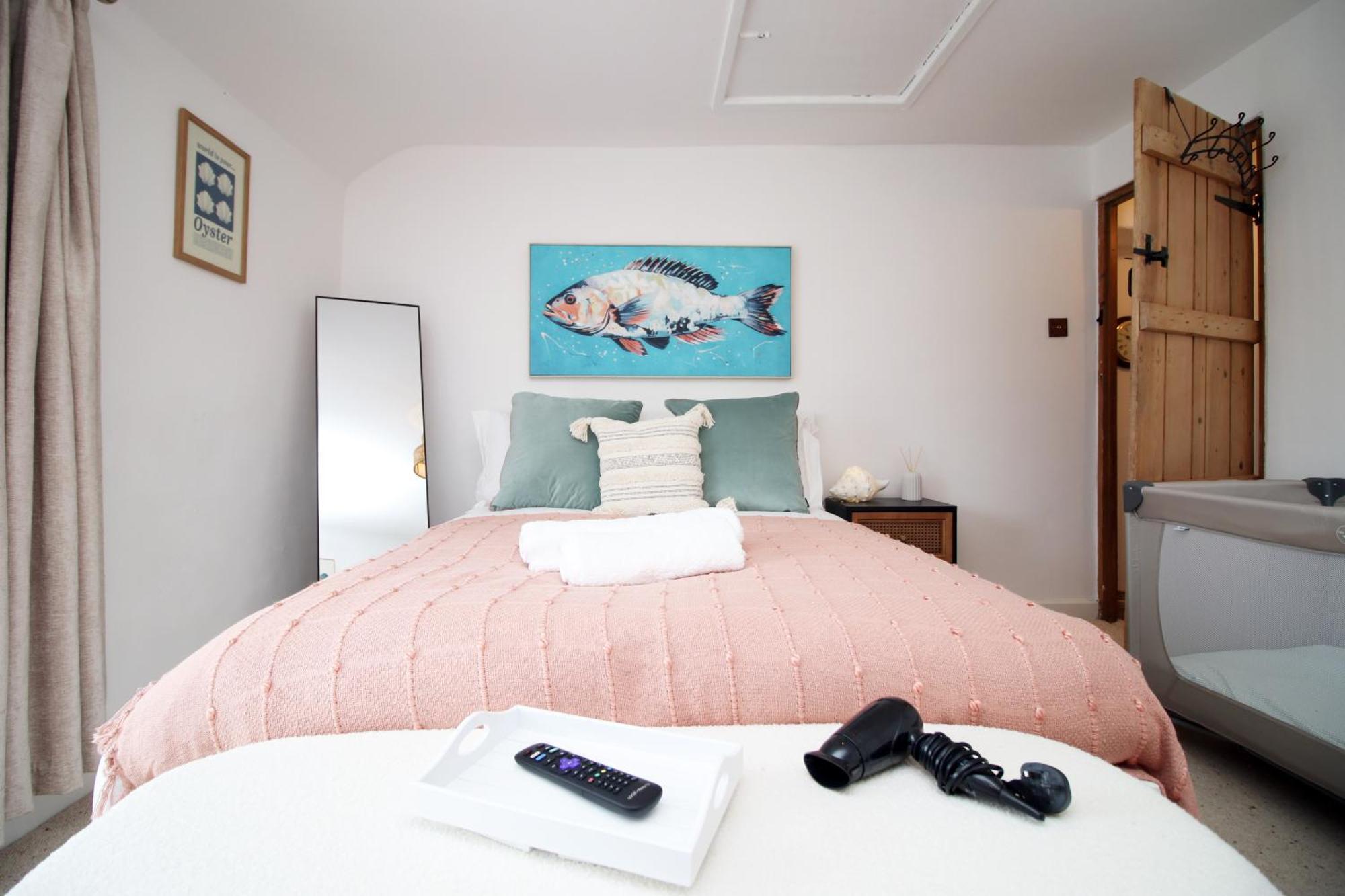 Little Gem In The Mumbles! Fishermans Cottage With Log Burner, Dog Friendly And Welcome Breakfast Hamper! מראה חיצוני תמונה