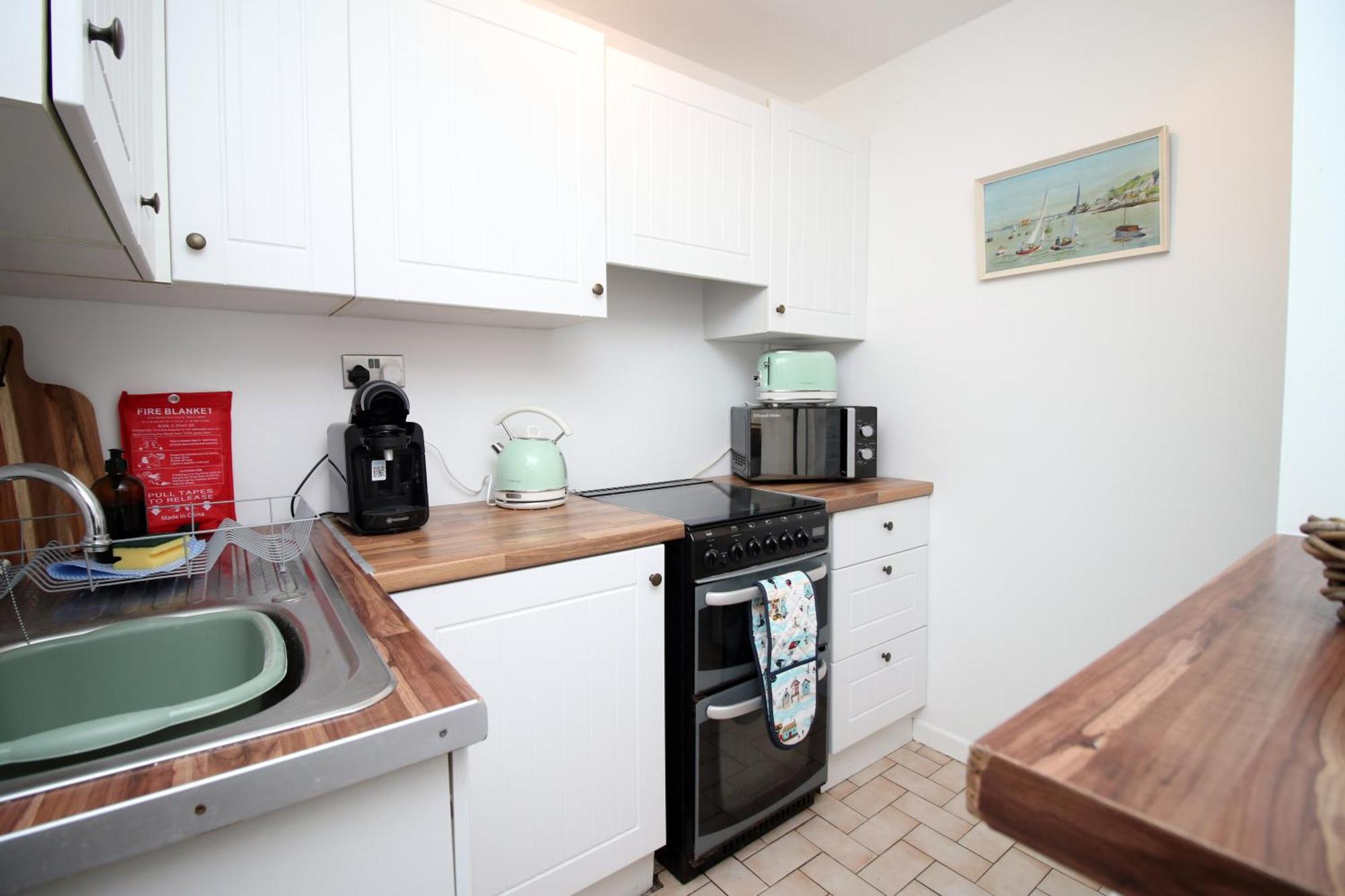 Little Gem In The Mumbles! Fishermans Cottage With Log Burner, Dog Friendly And Welcome Breakfast Hamper! מראה חיצוני תמונה